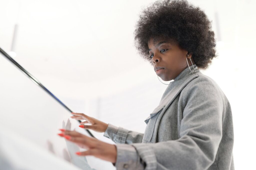 AI Training for Employees: Turning Skeptics into Power Users