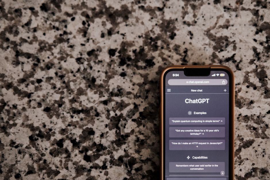 AI Chatbot vs Live Agent Cost: What Your Business Should Know — workflow