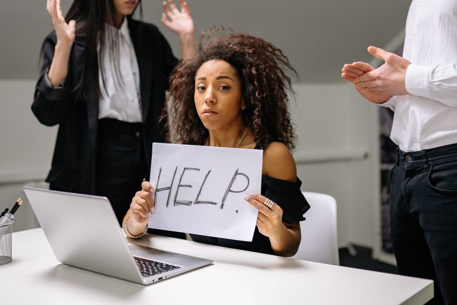 Stop the Search: How an Internal Knowledge Assistant AI Can Help Your Team — workflow
