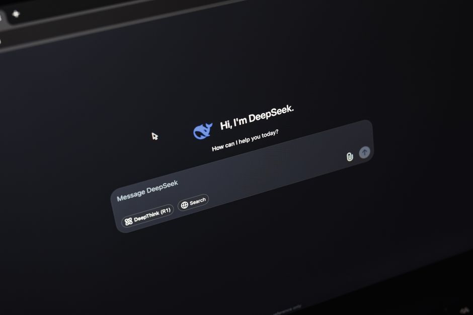 AI Training for Employees: Turning Skeptics into Power Users — workflow